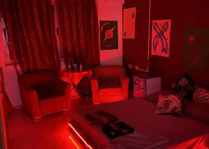 Maison D'artiste Hostel