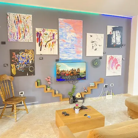 Хостел Maison D'artiste *