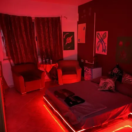 Maison D'artiste Хостел